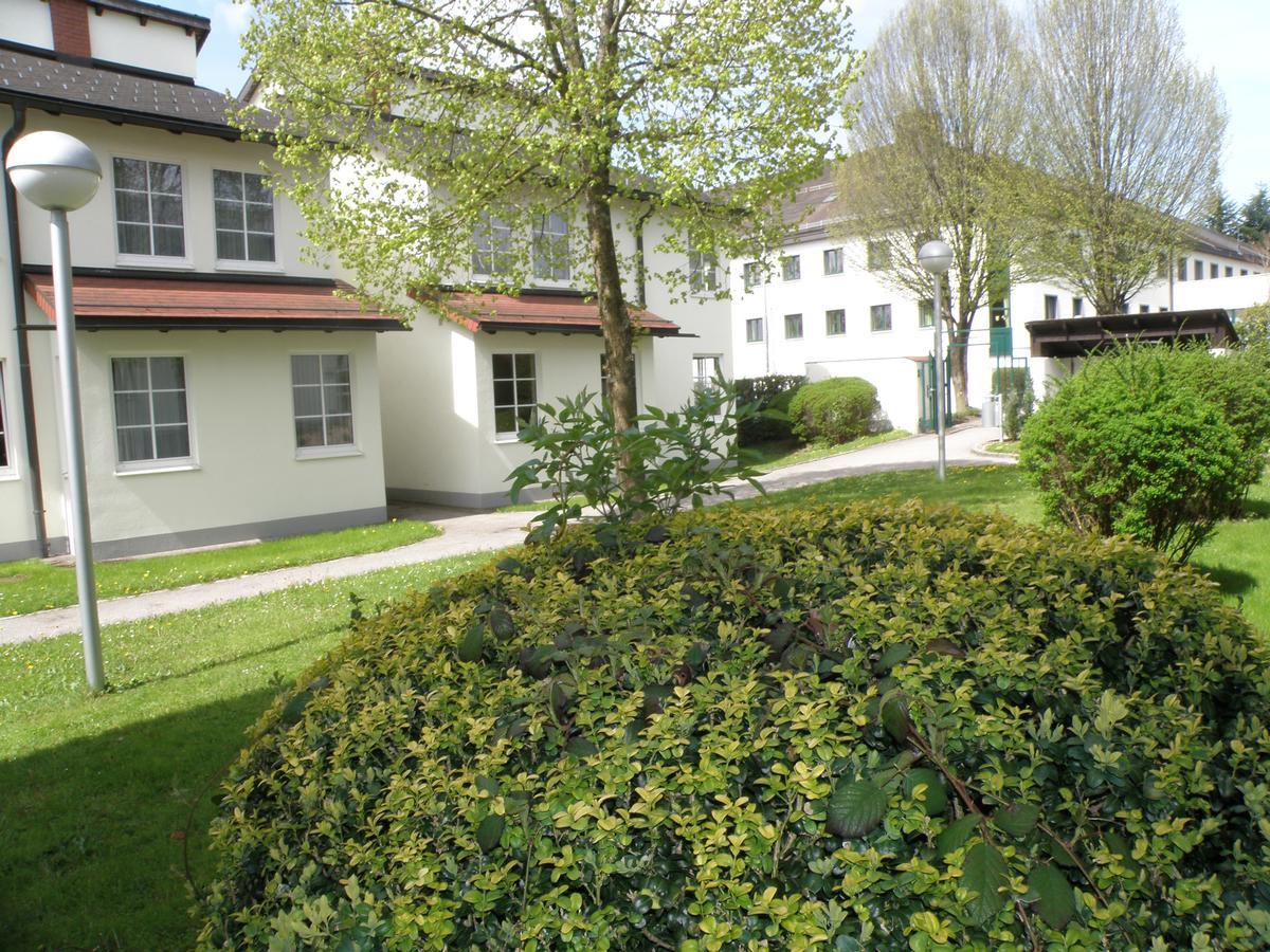 Hotel Sommerhaus Am Internats-Campus Bad Leonfelden Bagian luar foto